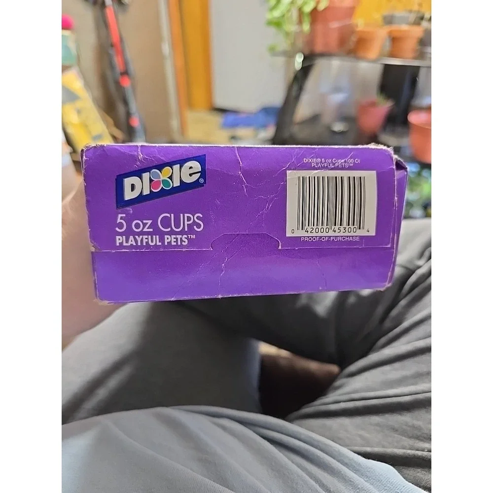 Vintage Dixie Cup Playful Pets Lot of 70 Ct Wax Paper Cups 5 oz Not A Full Box